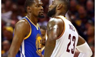 10年总决赛帕金斯是科比垫脚吗 2010年科比多少岁